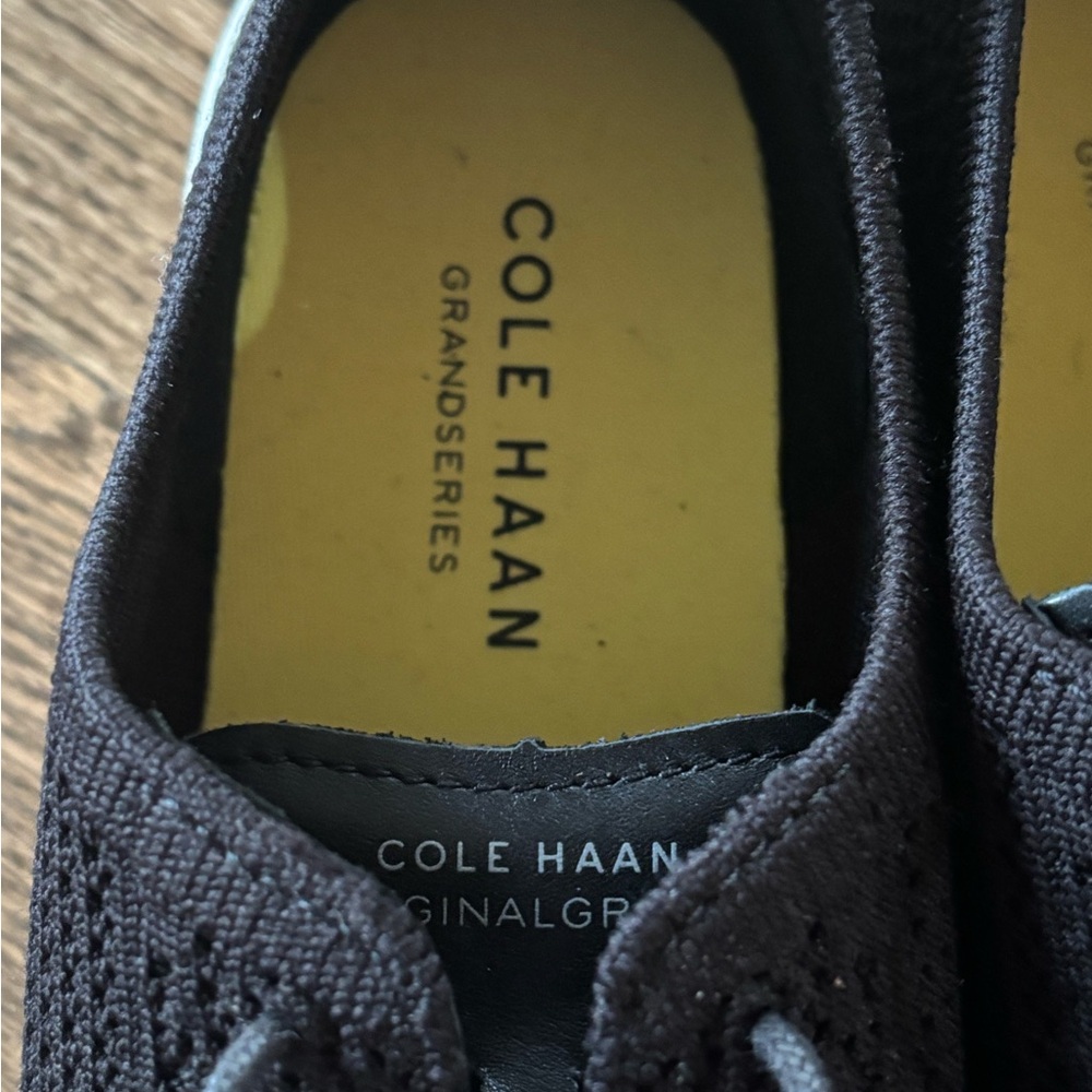 Black knit material and extremely comfortable - image 5